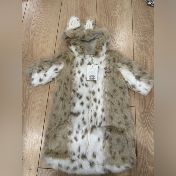 Brand new Restoration hardware Luxe Faux Fur Baby bunting suit 0-6m - Picture 2 of 3